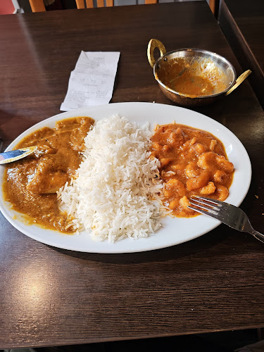 Opinii despre Indisk restaurang Razmoni în Stockholm - Gastronomi och hotellverksamhet