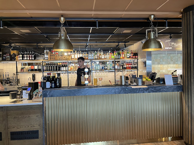 Opinii despre Mocca deli Västervik în Västervik - Gastronomi och hotellverksamhet