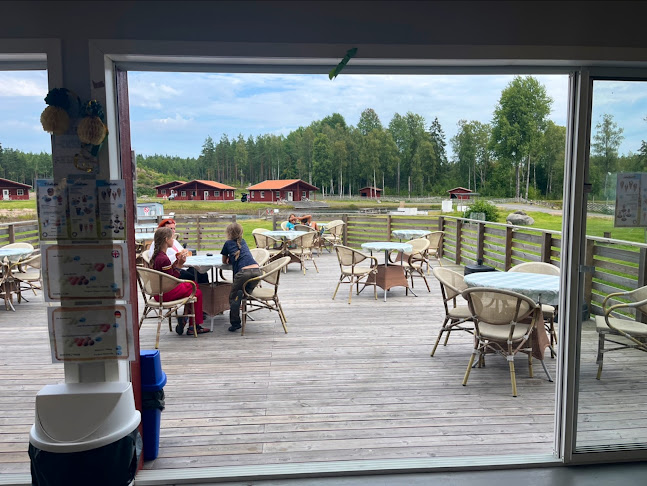 Opinii despre Glassbaren Kosta în Kosta - Gastronomi och hotellverksamhet