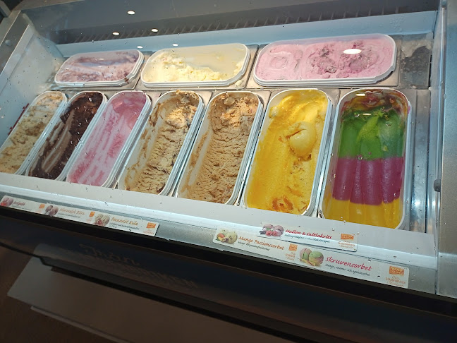 Reviews of Graffiti Cafe in Malmö - Gastronomi och hotellverksamhet