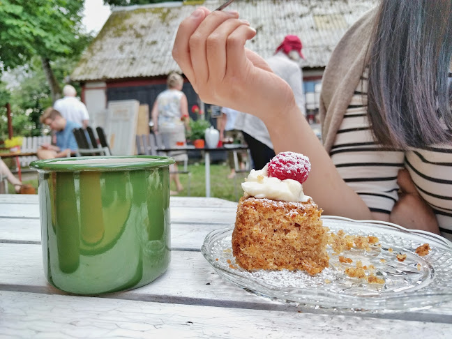 Butik GUL i Kölleröd Phone number