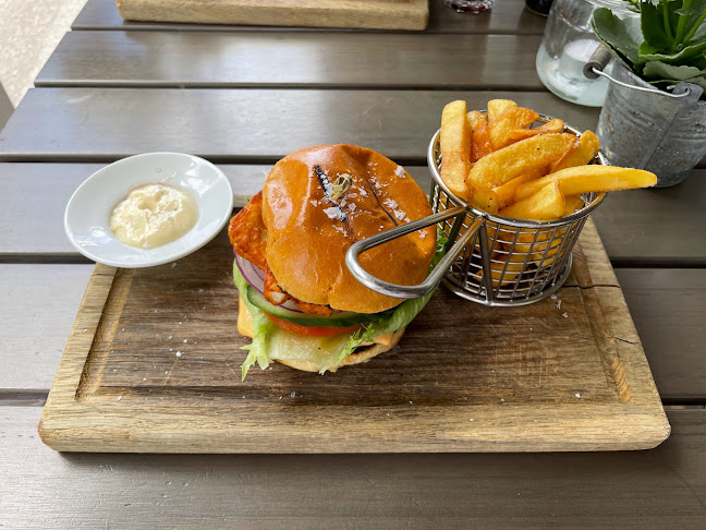 Opinii despre Bryggan în Ulricehamn - Gastronomi och hotellverksamhet