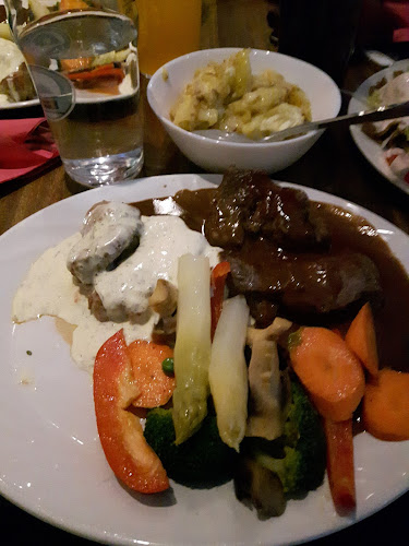 Babylon - Gastronomi och hotellverksamhet