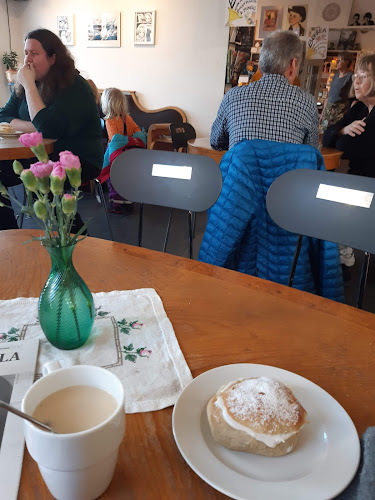 Opinii despre Bokcafé Pilgatan în Umeå - Gastronomi och hotellverksamhet