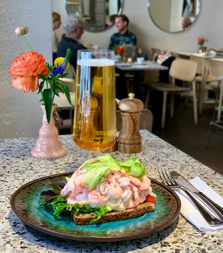 Opinii despre Tysta Mari în Stockholm - Gastronomi och hotellverksamhet