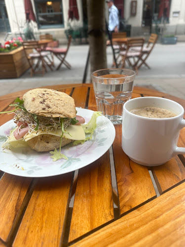 Opinii despre Ka's Cafe în Stockholm - Gastronomi och hotellverksamhet