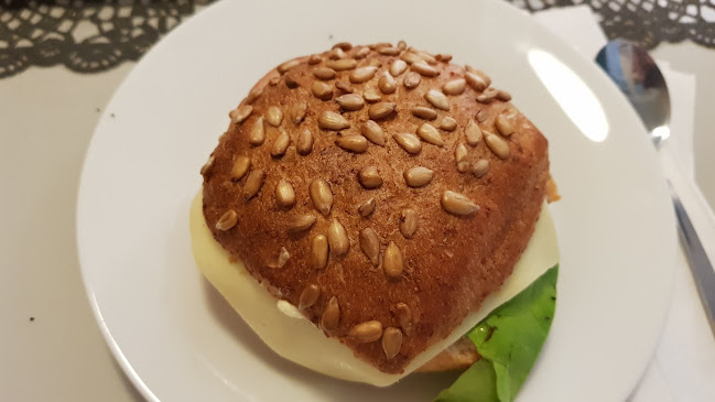 Vårat Fik - Gastronomi och hotellverksamhet