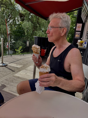 Comments and reviews of Josefins Glass & café