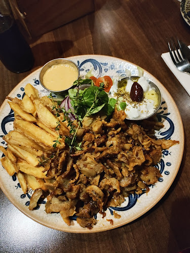 GREKISKA grill & bar - Gastronomi och hotellverksamhet