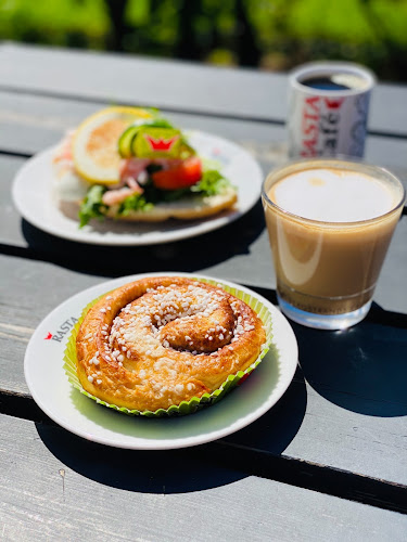 Rasta Grums Phone number