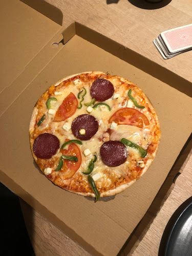 Lilla Bas Pizzeria - Gastronomi och hotellverksamhet