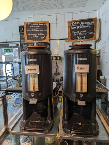 Opinii despre Graffiti Café Ystad în Ystad - Gastronomi och hotellverksamhet