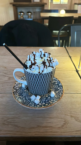 Café & Restaurang Strandgatan - Gastronomi och hotellverksamhet