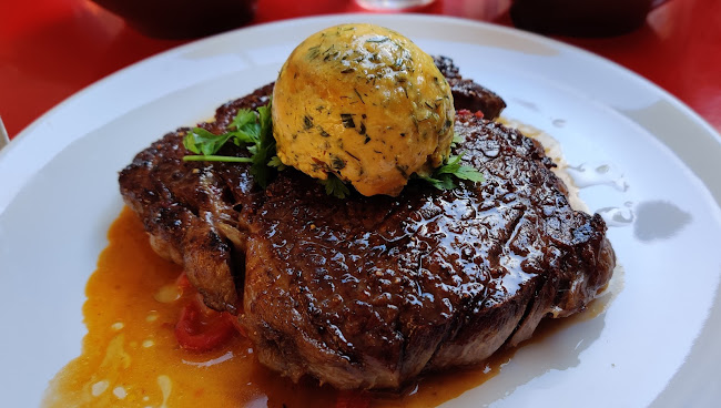 Opinii despre Madame Moustache, Helsingborg în Helsingborg - Gastronomi och hotellverksamhet