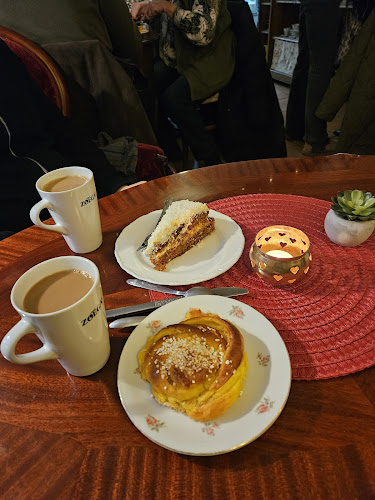 Comentarii opinii despre Kafé Kuriosa