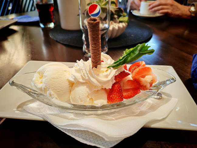 Akropolis Kvalitéts krogen - Restaurang Eskilstuna - Gastronomi och hotellverksamhet