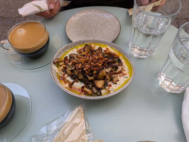 Mummus / Hummus & more Phone number