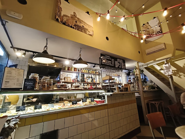 The Italian Cousins - Gastronomi och hotellverksamhet