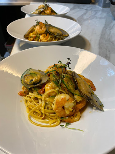 Hägern - Gastronomi och hotellverksamhet