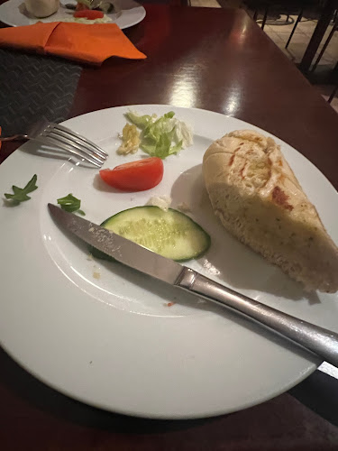 Black & White Sölvesborg Phone number