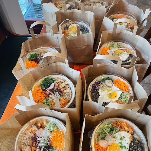 Umi Sushi Open Times