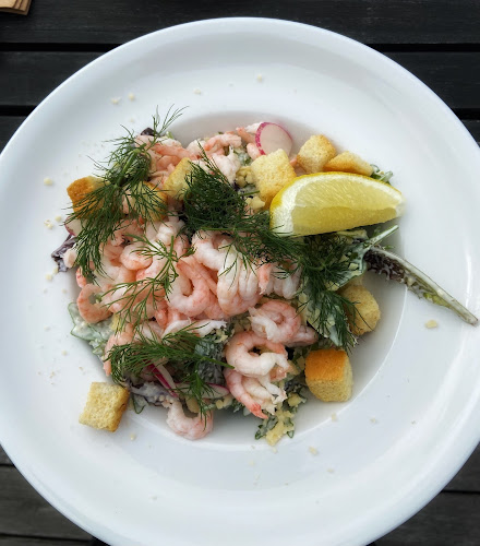 Opinii despre Simpnäs hamncafe în Björkö - Gastronomi och hotellverksamhet
