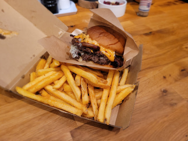 Comentarii opinii despre Sonjas Burgare