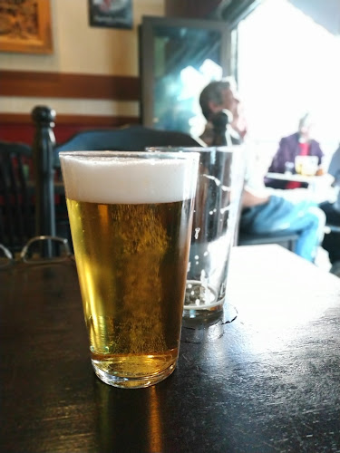 Comments and reviews of Star Bar