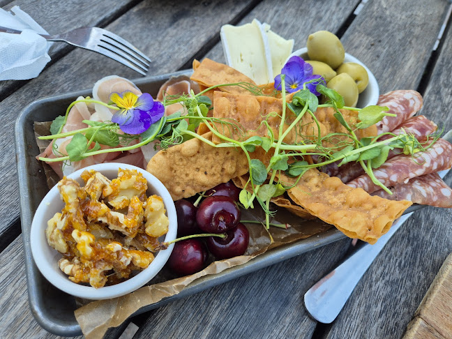 Tovastugan - Gastronomi och hotellverksamhet