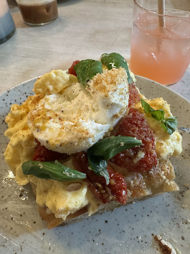 Comments and reviews of Cafè Pom & Flora Vasastan