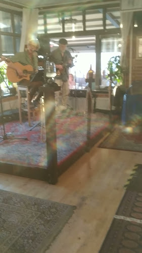 Porter Pelle - Restaurang vid Vattnet, Evenemang/Livemusik i Göteborg Open Times