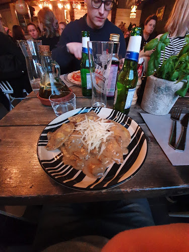 Tegnérlunden 4, 113 59 Stockholm