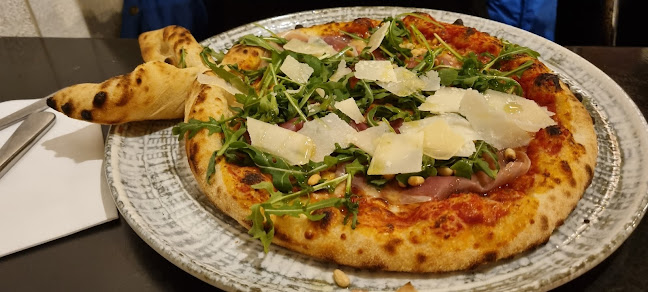 Vallentuna Stenugnsbageri - Gastronomi och hotellverksamhet