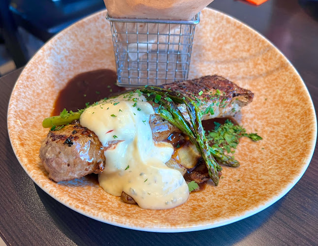 Comentarii opinii despre Husman's Bar & Bistro