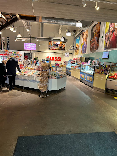 Comentarii opinii despre Triumf Glass & Godis