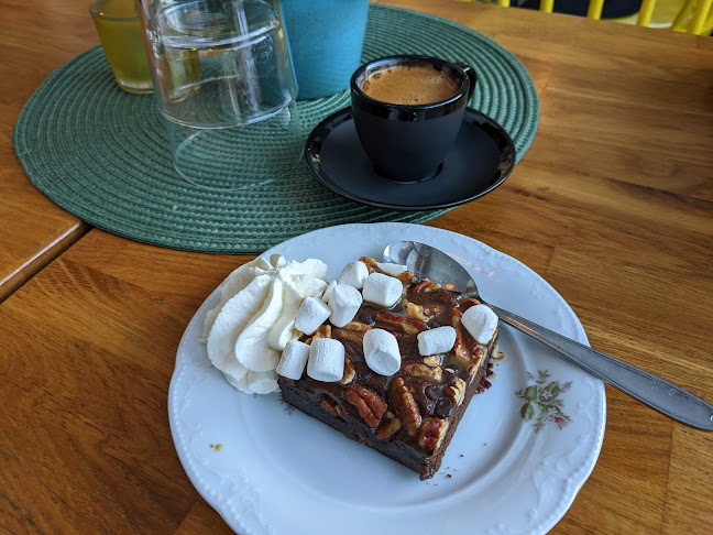 Opinii despre Café La Vache în Luleå - Gastronomi och hotellverksamhet