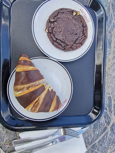 Comments and reviews of Le Croissant