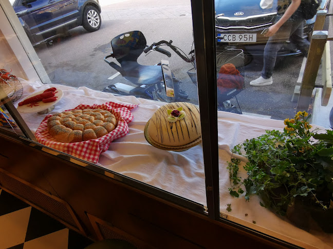 Opinii despre Nisses Konditori în Ängelholm - Gastronomi och hotellverksamhet