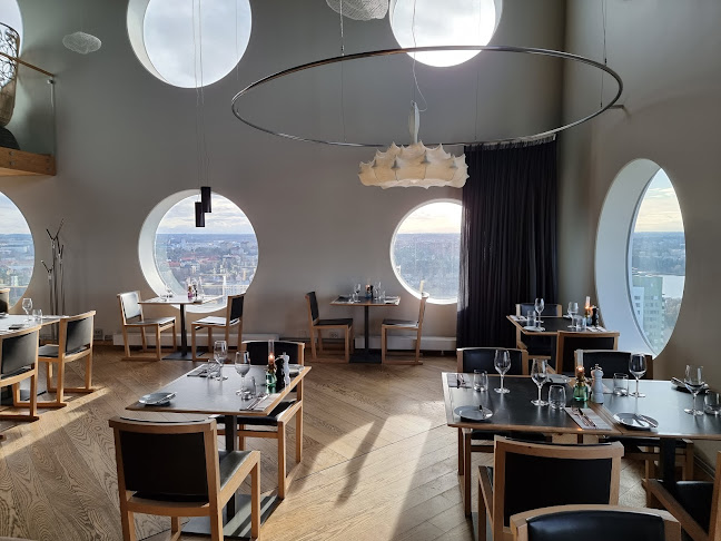 Råsta Strandväg 1, 169 79 Solna