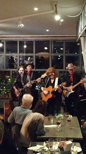 Porter Pelle - Restaurang vid Vattnet, Evenemang/Livemusik i Göteborg - Gastronomi och hotellverksamhet