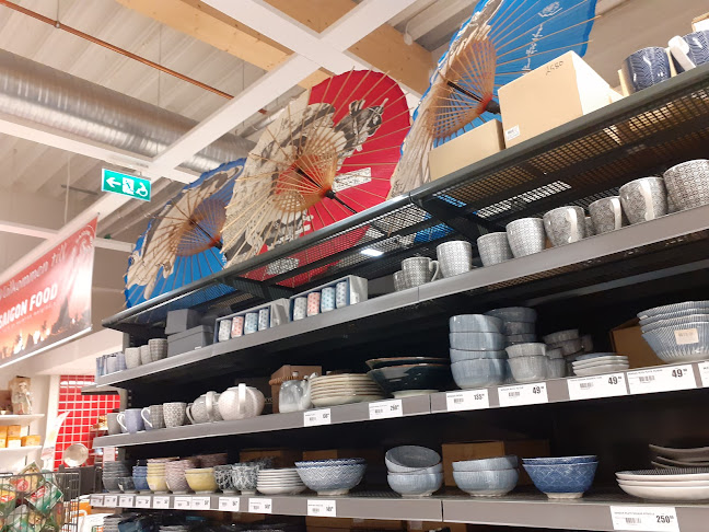 Angereds torg 17, 424 65 Angered