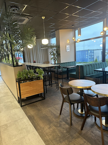 Al Basha Göteborg - Gastronomi och hotellverksamhet