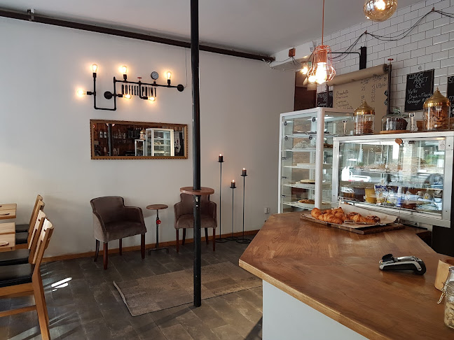 Cafe Point - Gastronomi och hotellverksamhet