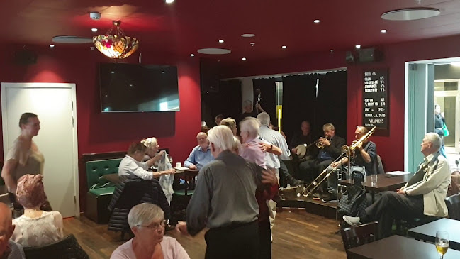 Opinii despre Lilla Wien Resturang & Pub în Stockholm - Gastronomi och hotellverksamhet