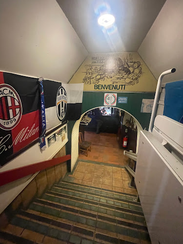 Comments and reviews of La Cantina