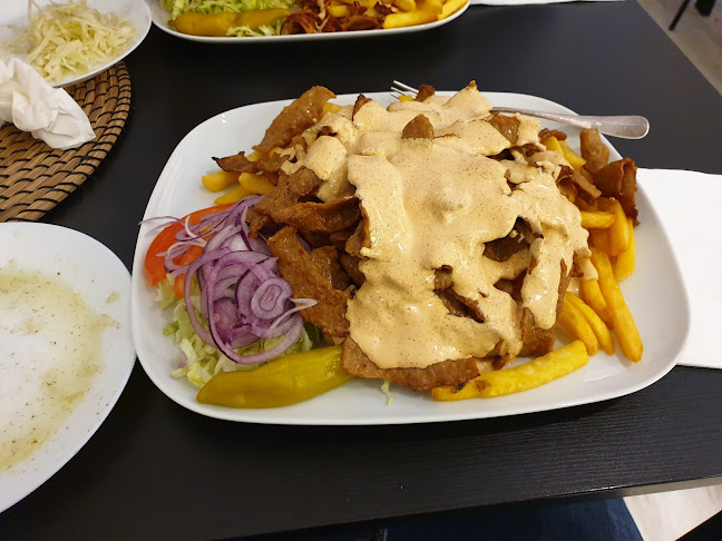 Opinii despre Nyhems Pizzeria în Halmstad - Gastronomi och hotellverksamhet