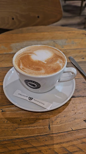 Opinii despre Espresso House Östersund în Östersund - Gastronomi och hotellverksamhet