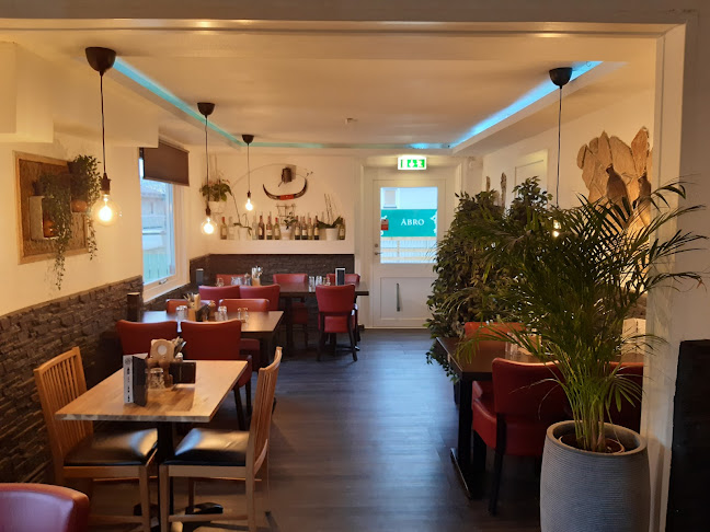 Hörnet Restaurang & Kvarterskrog Open Times