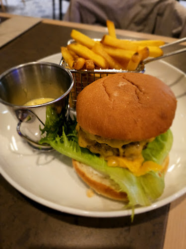 The Social Bar & Bistro Open Times