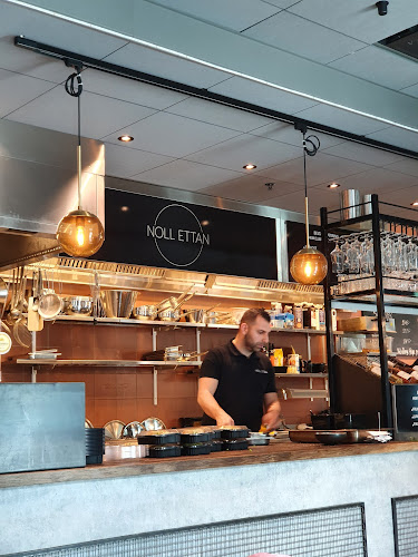 Comentarii opinii despre NOLL ETTAN RESTAURANG & CATERING